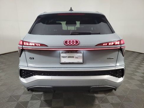 New 2026 Audi Q3 quattro 2.0T image 5