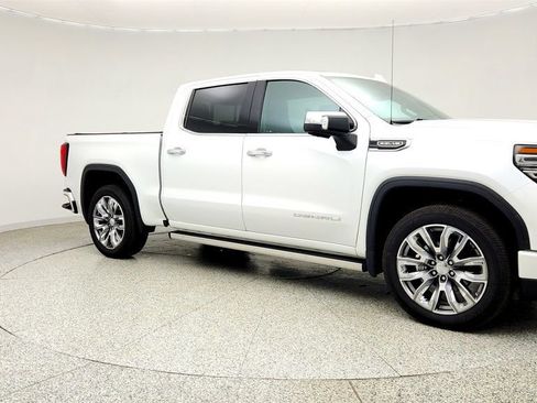 Used 2024 GMC Sierra 1500 Denali w/ Denali Reserve Package AWD/4WD image 3