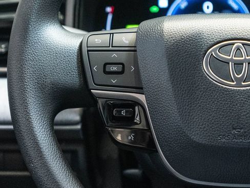 Certified 2026 Toyota Camry LE w/ Convenience Package FWD image 18