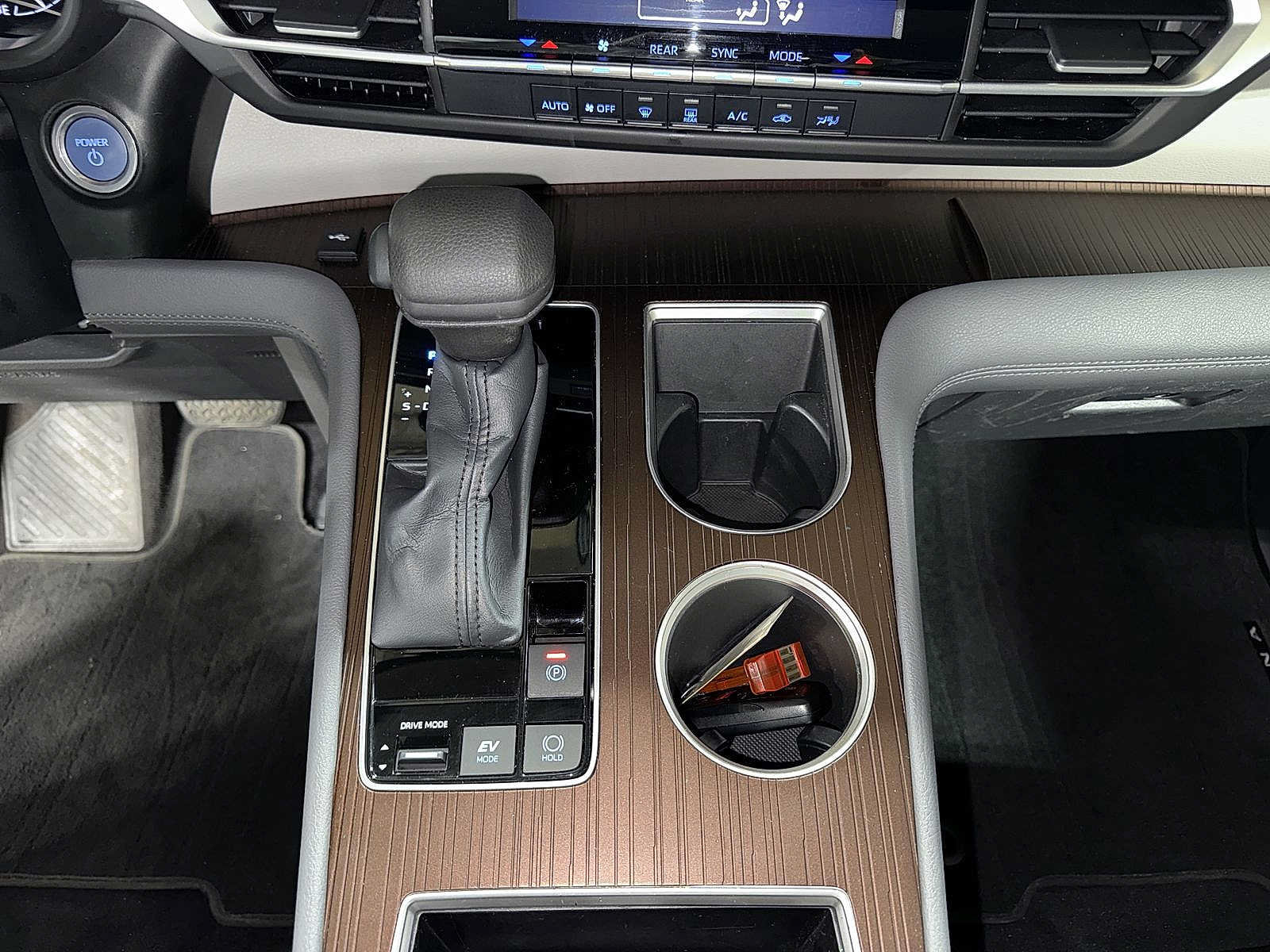 Certified 2022 Toyota Sienna LE FWD image 31