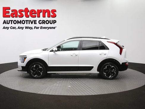 Used 2023 Kia Niro Wind FWD image 58