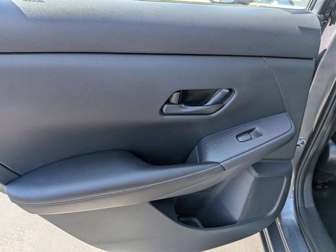 Used 2025 Nissan Sentra SV FWD image 26