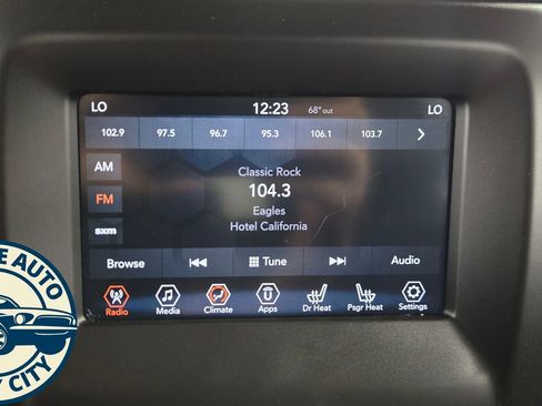 Used 2018 Jeep Compass Latitude w/ Popular Equipment Group image 14