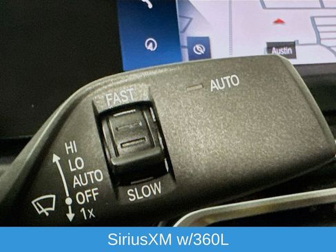 Used 2024 BMW M440i Convertible w/ Premium Package image 15