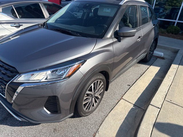 Used 2021 Nissan Kicks SV FWD image 1