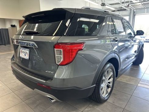 Used 2024 Ford Explorer Limited AWD/4WD image 14