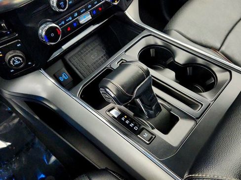 Used 2022 Ford F150 Lariat AWD/4WD image 17