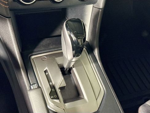 Certified 2022 Subaru Crosstrek 2.0i Premium w/ Moonroof Package image 18