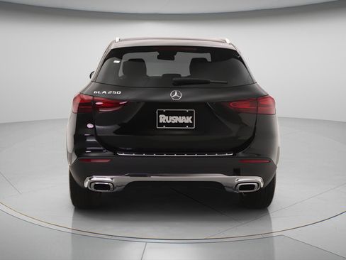 New 2026 Mercedes-Benz GLA 250 image 3