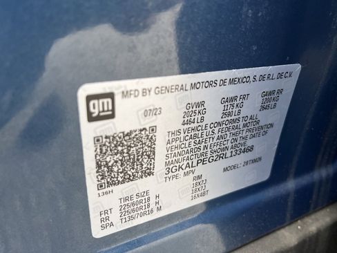 Used 2024 GMC Terrain SLT image 23