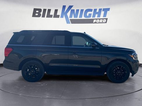 Used 2024 Ford Expedition XLT image 6