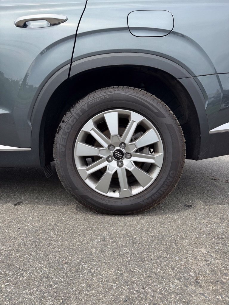 Used 2023 Hyundai Palisade SE AWD/4WD image 17