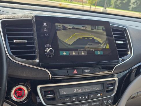 Used 2019 Honda Pilot Touring image 22