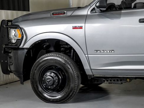 Used 2022 RAM 3500 Tradesman image 12