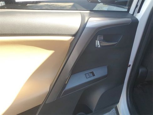 Used 2017 Toyota RAV4 XLE image 9