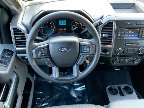 Used 2016 Ford F150 XLT RWD image 6