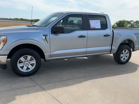 Used 2022 Ford F150 XLT image 5
