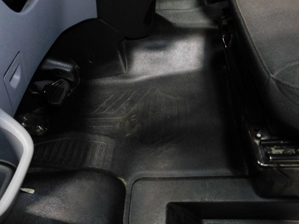 Used 2018 Ford Transit 150 XLT RWD image 45