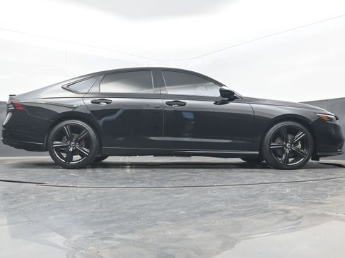 Used 2023 Honda Accord Sport image 29