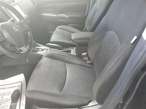 Used 2020 Mitsubishi Outlander Sport SE FWD image 2