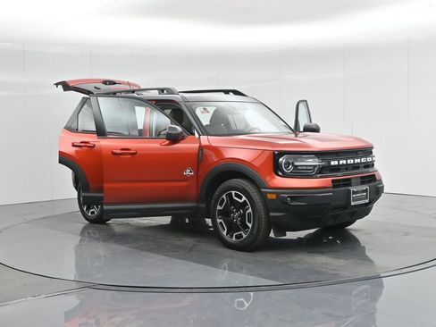 New 2024 Ford Bronco Sport Outer Banks w/ Tech Package image 36