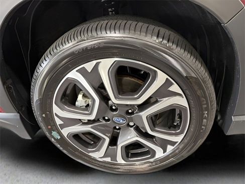 Certified 2025 Subaru Ascent Limited w/ Popular Package #1 image 42