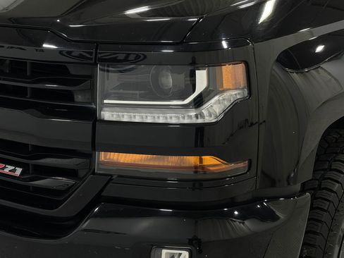 Used 2017 Chevrolet Silverado 1500 LT w/ All Star Edition AWD/4WD image 30