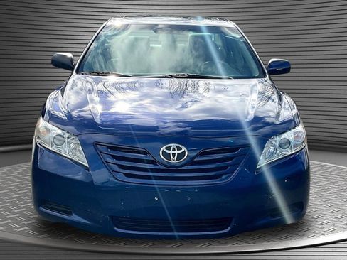 Used 2007 Toyota Camry SE image 2