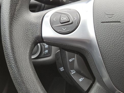 Used 2015 Ford Escape SE image 4