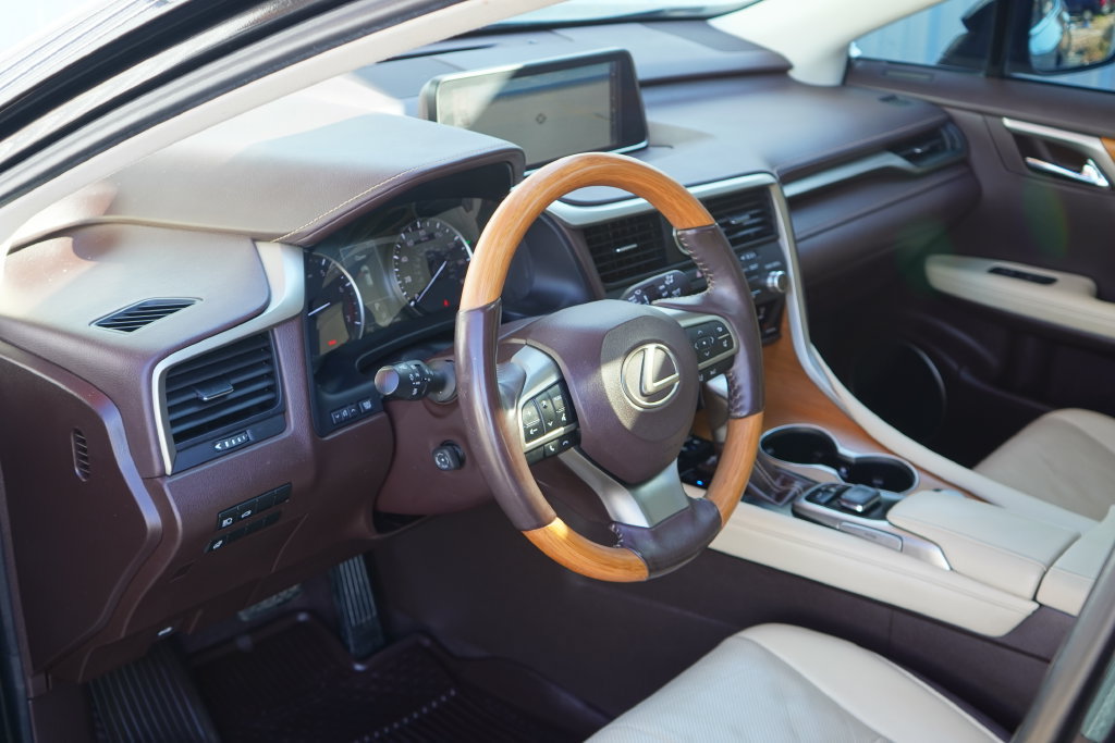 Used 2018 Lexus RX 350 AWD w/ Premium Package image 13
