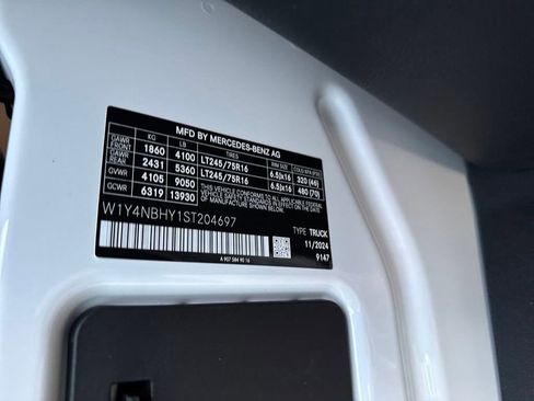 New 2025 Mercedes-Benz Sprinter 2500 image 29