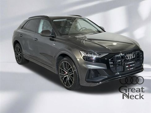 Used 2023 Audi Q8 Premium Plus w/ Premium Plus Package AWD/4WD image 11