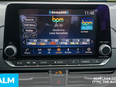 Used 2025 Nissan Altima 2.5 SV FWD image 41