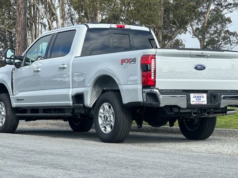 New 2026 Ford F250 XLT w/ XLT Premium Package AWD/4WD image 3