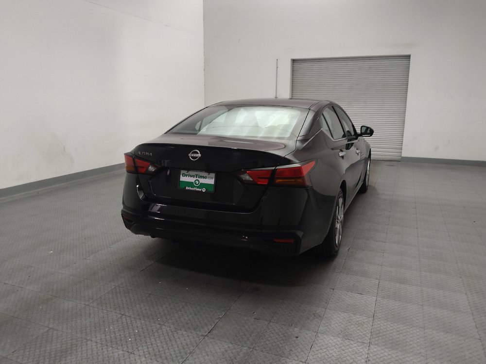 Used 2023 Nissan Altima 2.5 S FWD image 7