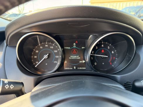 Used 2019 Jaguar XE Premium AWD/4WD image 30