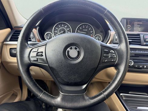 Used 2013 BMW 328i xDrive Sedan AWD/4WD image 30