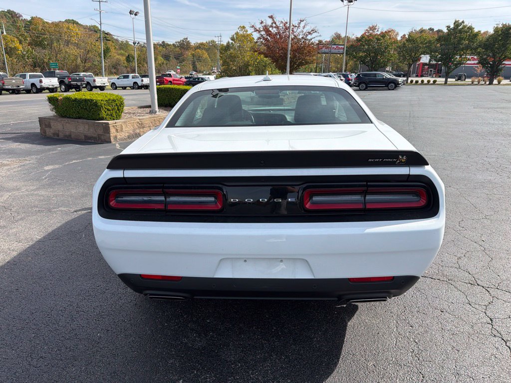 Used 2022 Dodge Challenger R/T Scat Pack RWD image 6
