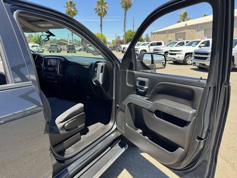 Used 2019 Chevrolet Silverado 1500 LT AWD/4WD image 17