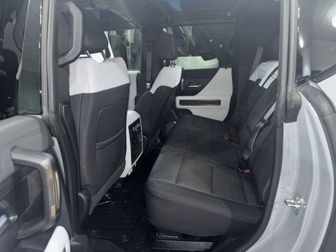 Used 2025 GMC Hummer EV 2X image 11