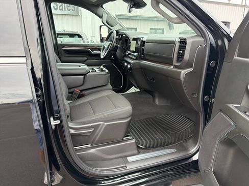 Used 2024 GMC Sierra 2500 SLE w/ SLE Value Package AWD/4WD image 21