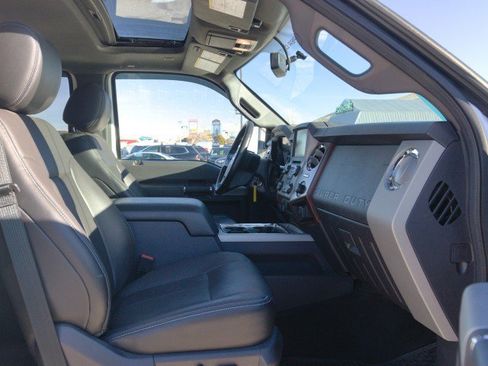 Used 2015 Ford F350 Lariat w/ Lariat Ultimate Package image 34