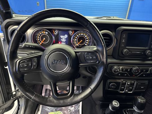 Used 2020 Jeep Wrangler Unlimited Sport S AWD/4WD image 13