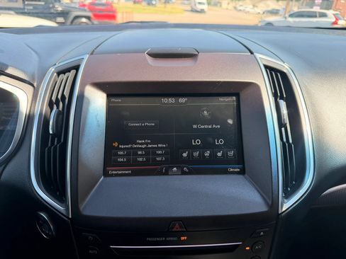 Used 2015 Ford Edge Titanium w/ Equipment Group 301A AWD/4WD image 19