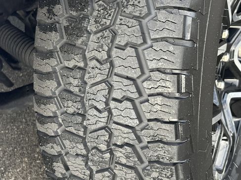 Used 2023 Ford F150 XLT w/ Equipment Group 302A High AWD/4WD image 13