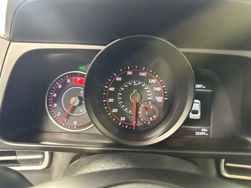 Used 2023 Hyundai Elantra SEL w/ Preferred Accessory Package image 15