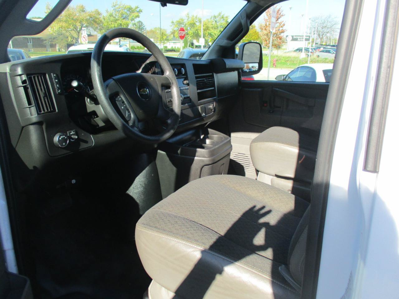 Used 2021 Chevrolet Express 2500 w/ Driver Convenience Package RWD image 8
