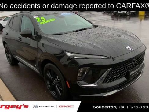 Certified 2025 Buick Envision Sport Touring image 2