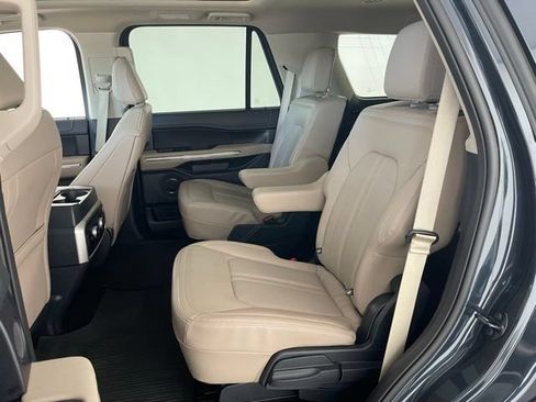 Used 2024 Ford Expedition Limited AWD/4WD image 47
