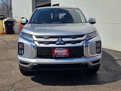 Used 2026 Mitsubishi Outlander Sport ES AWD/4WD image 2